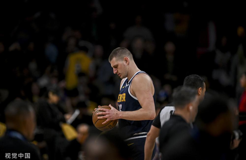 湖人多次在 湖人多次在