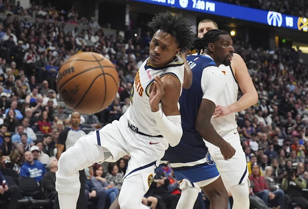 不论是场上 不论是场上